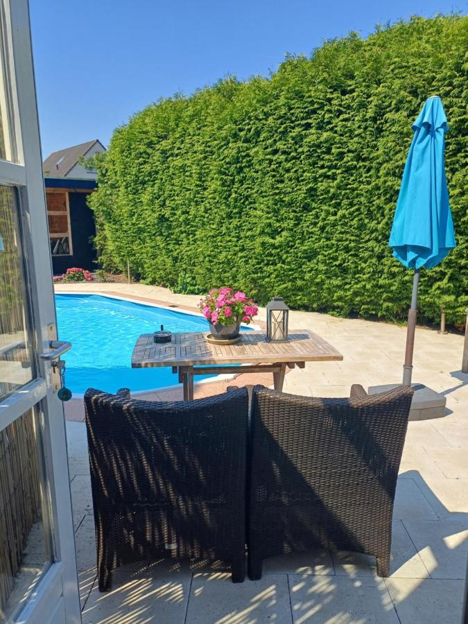 East Meets West Bed & Breakfast Veenendaal
